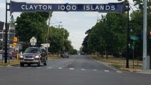 1000 Islands Sign